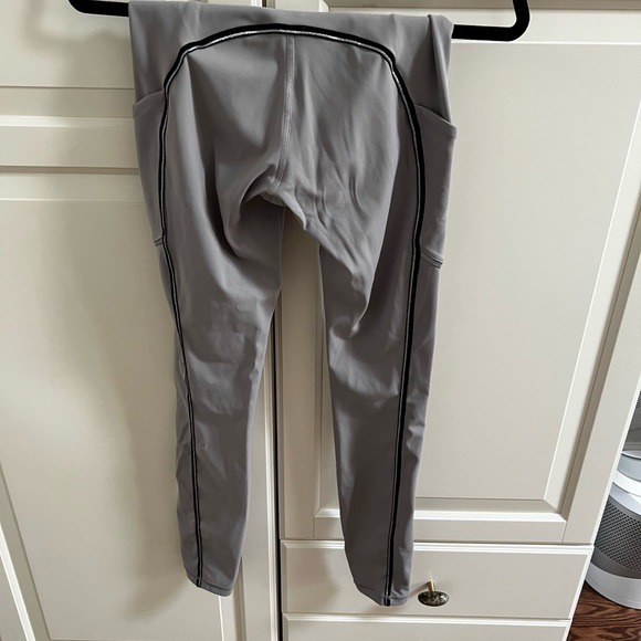 Lululemon Speed Up Tight * Metallic 28" (MATCHING SET IN OTHER LISTING) - Picture 7 of 11